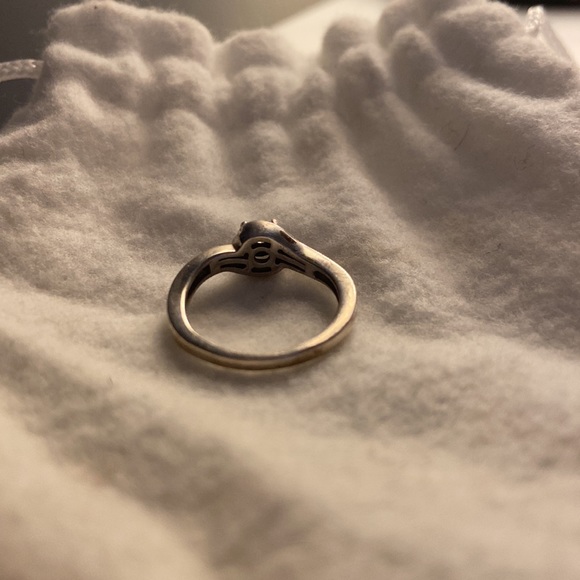 Reed jewelers diamond ring - Picture 3 of 4